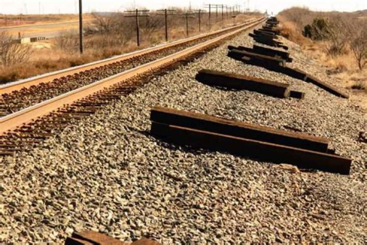 Are railroad ties illegal to use?