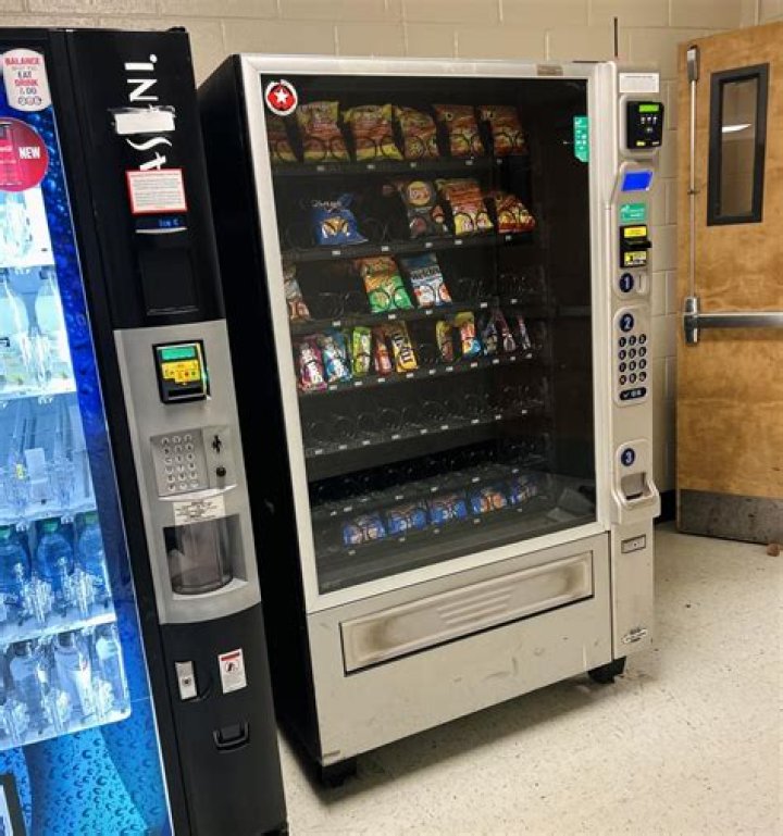 Are vending machines good in schools?