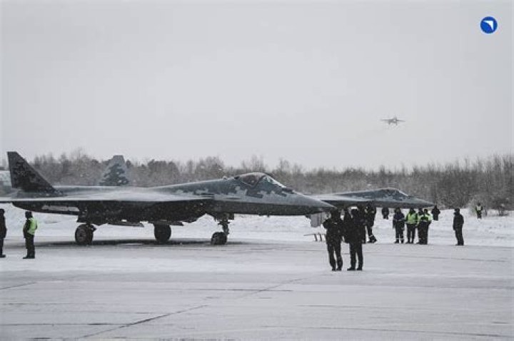 Can a foreigner join Russian air force?