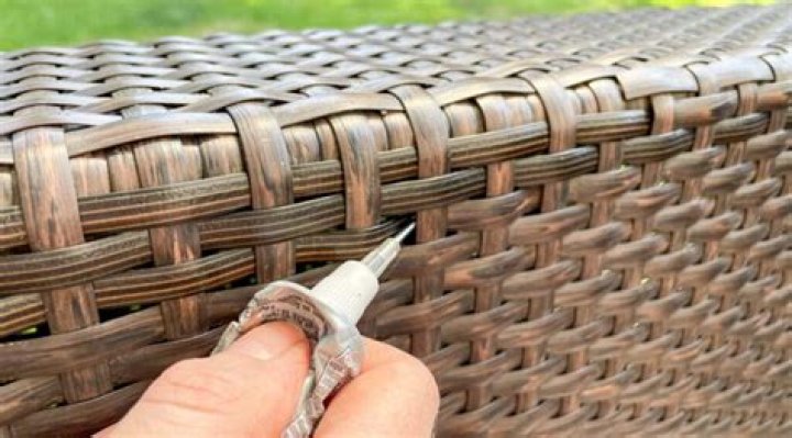 Can wicker patio furniture be repaired?