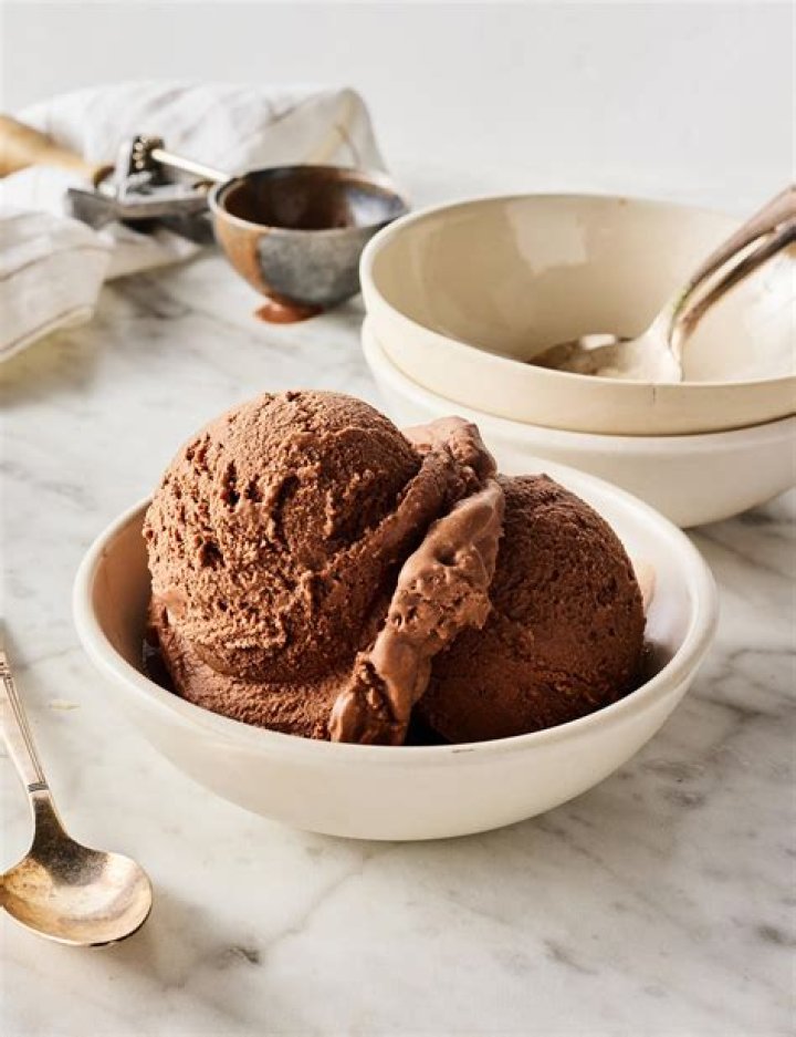 Can you add chocolate chips to ice cream?