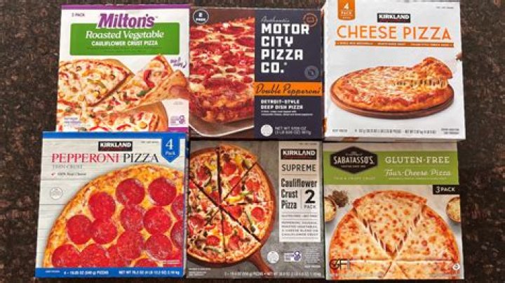 Can you bake 2 frozen pizzas at once?