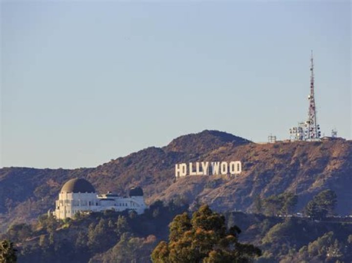 Can you drive up to the Hollywood Sign?