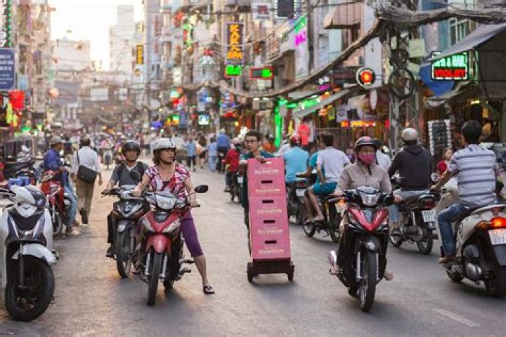 Can you rent motorcycles in Vietnam?