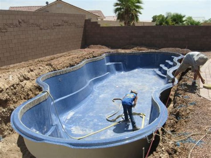 Can you repair a fiberglass pool