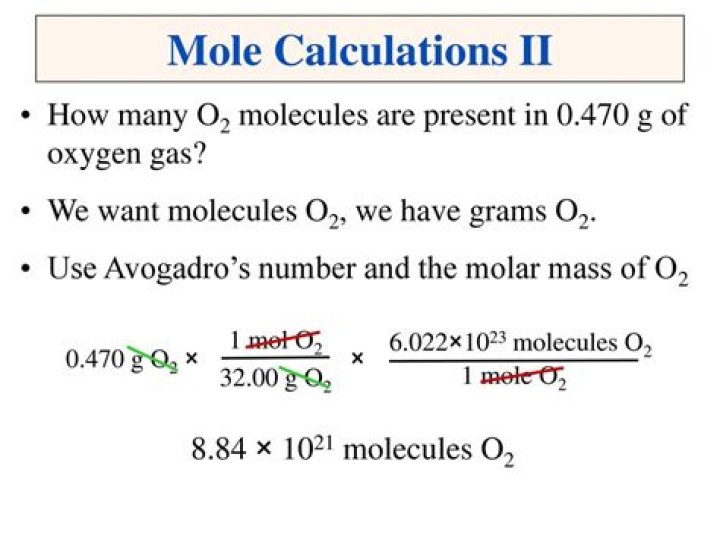 Do all of the atoms in 1 mole of an element have the same mass