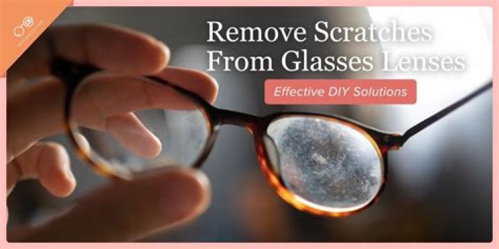Does baking soda and water remove scratches from glasses?