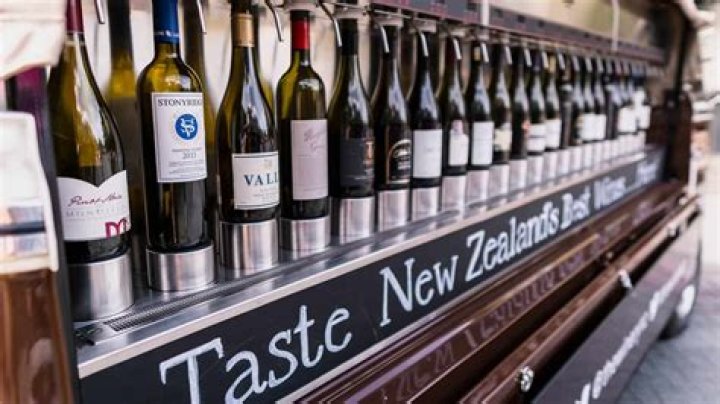 Does New Zealand produce wine?