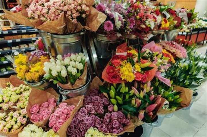 Does Stop & Shop deliver flowers?
