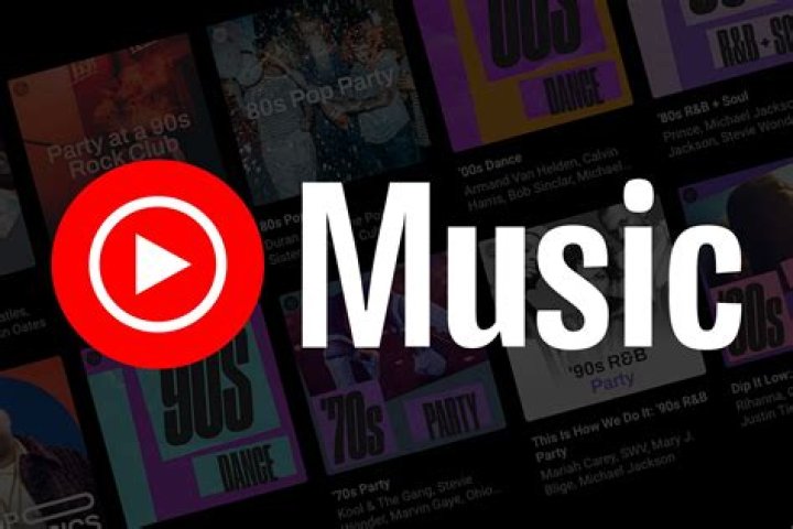 How do I play music from URL in iOS Swift?