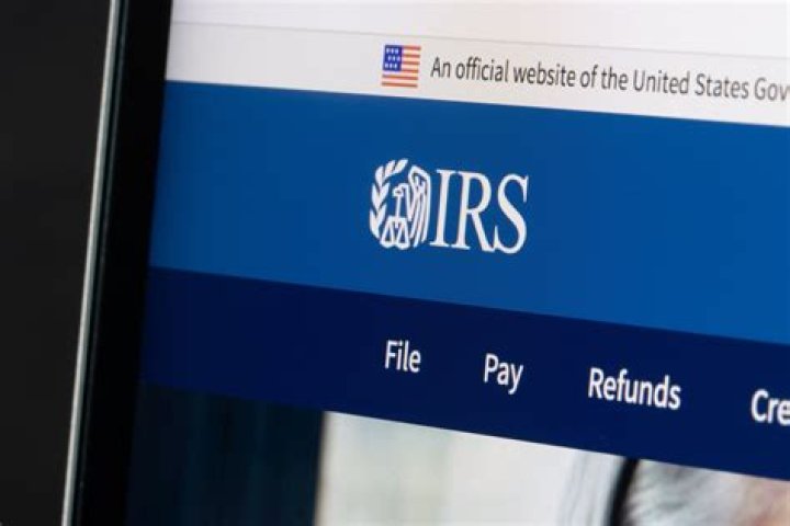 How do I talk to a live person at the unemployment office in Arkansas?