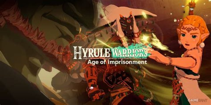 How do you access the map in Hyrule Warriors?