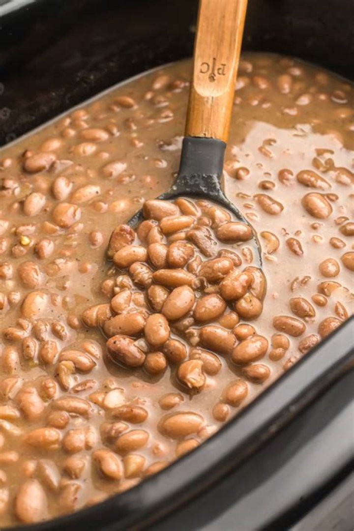 How do you cook pinto beans in a roaster oven?