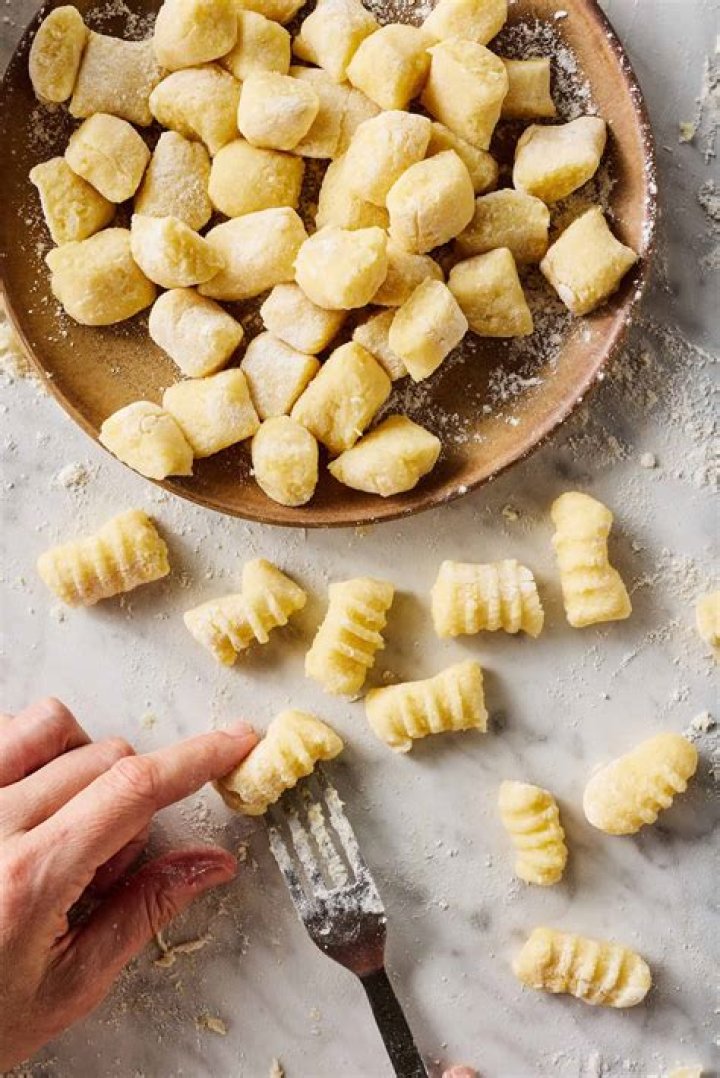 How do you know when gnocchi is cooked?