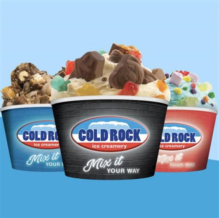 How do you make Cold Rock ice cream?