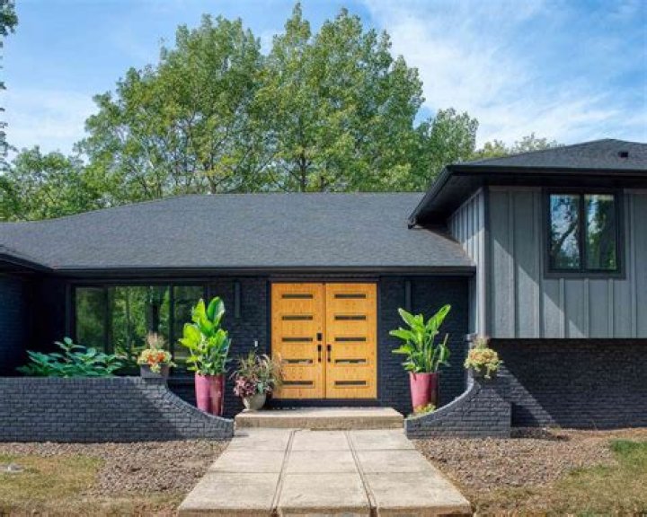 How do you modernize a rustic house