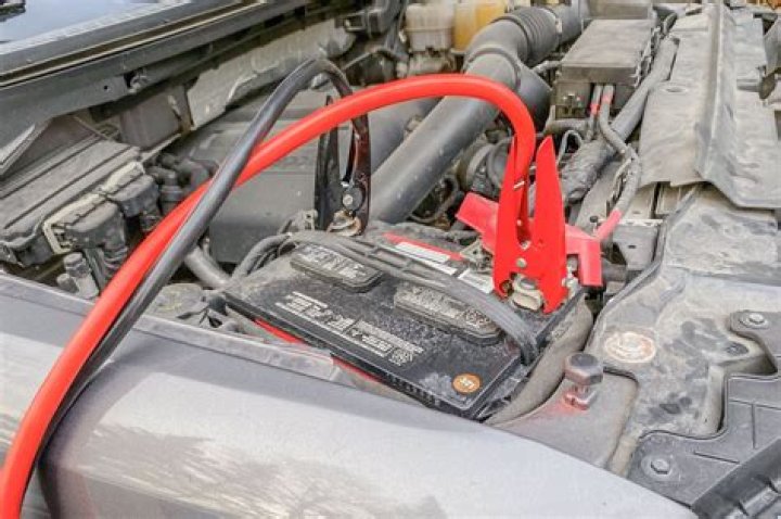 How do you start a car battery with jump leads?