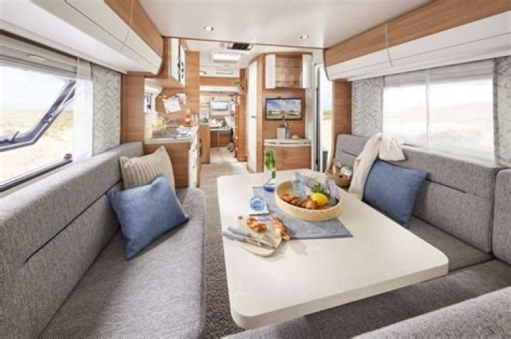 How do you tell the year of a Hobby caravan?