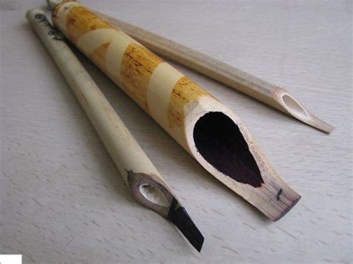 How do you use a bamboo reed pen?