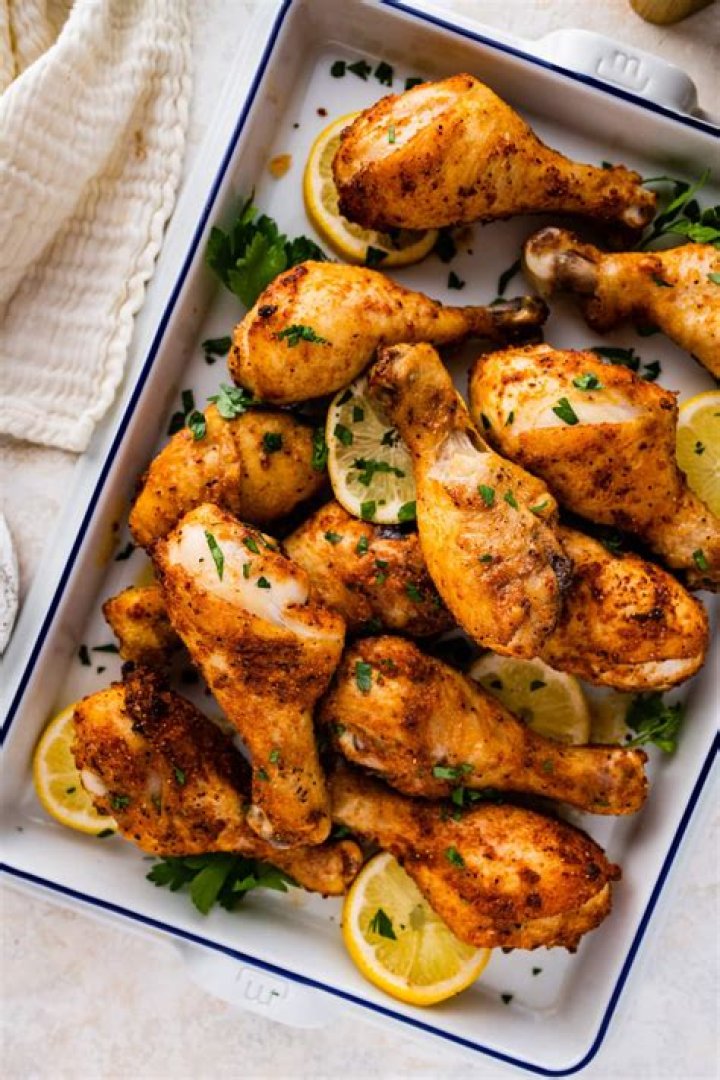 How long do you bake chicken drumsticks in the oven?