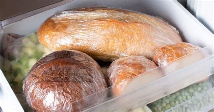 How long does bread stay fresh?