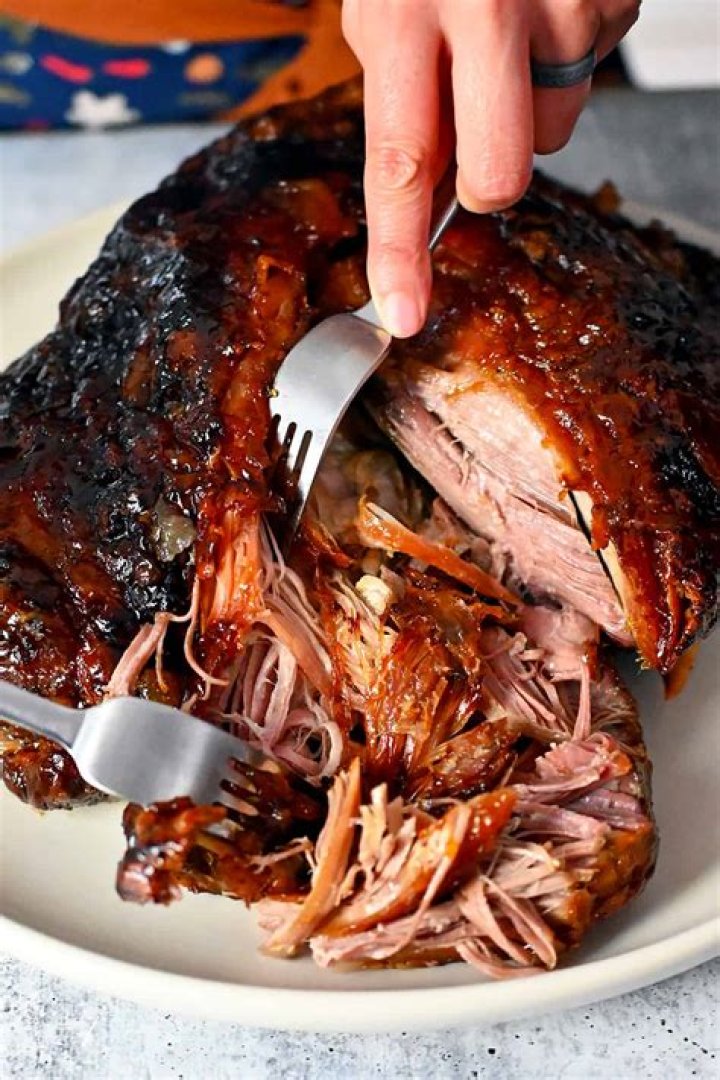 How long does it take for pork shoulder to cook?