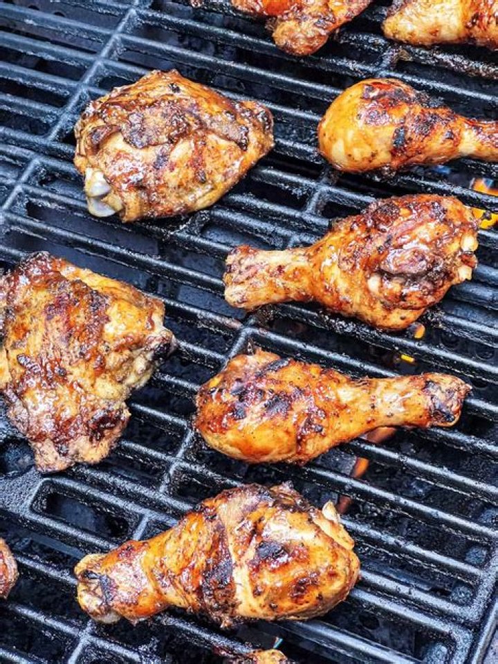 How long does it take to grill legs?