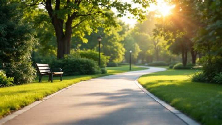 How long does it take to walk after arthroscopic knee surgery?