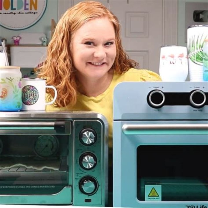 How long does mug cake take in the oven?