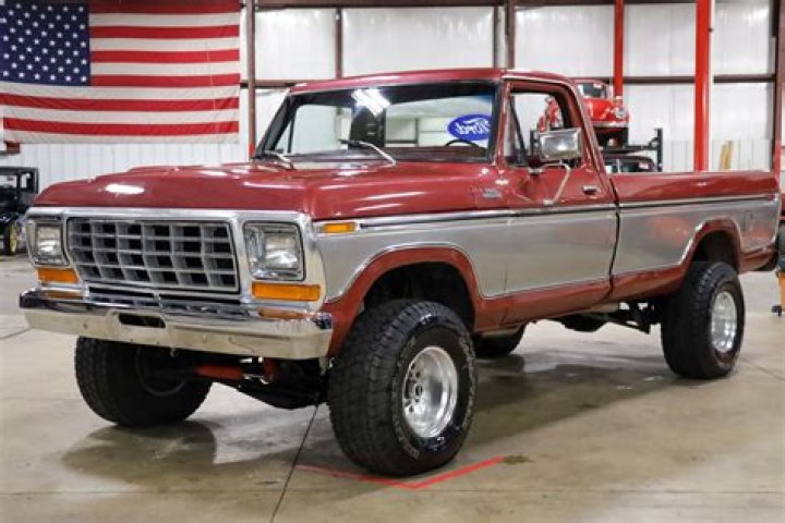 How long is a 1979 Ford f150 short bed?