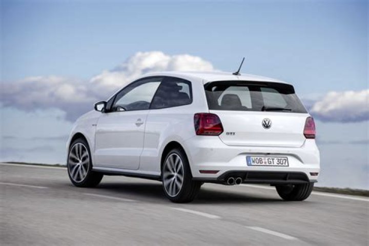 How long is a Volkswagen Polo 3 Door?