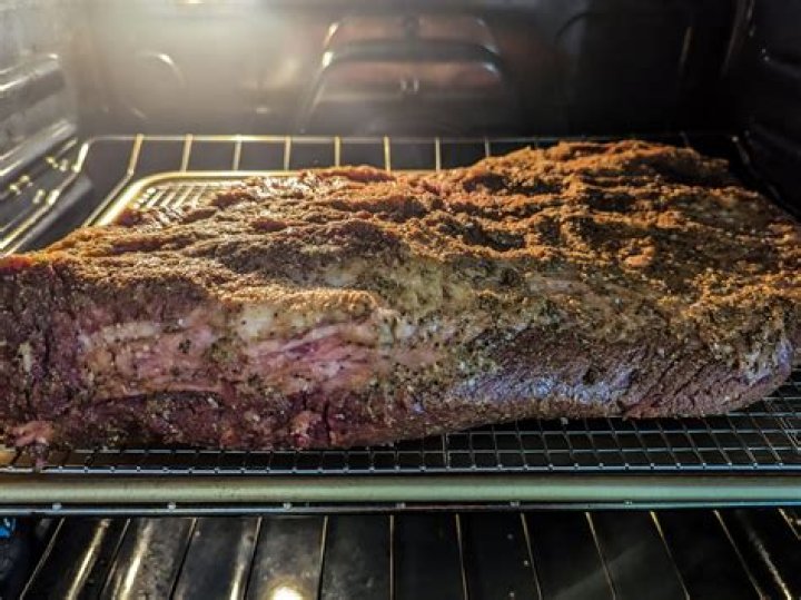 How long to cook a 14 lb beef brisket in the oven?