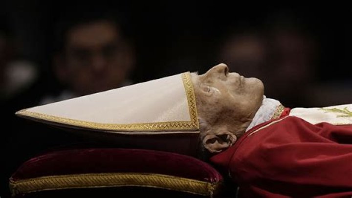 How many times has the pope been to the USA?