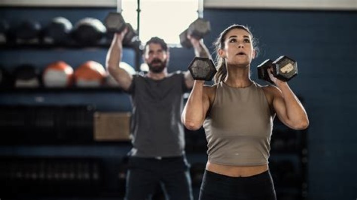 How much does an owner of a CrossFit gym make?