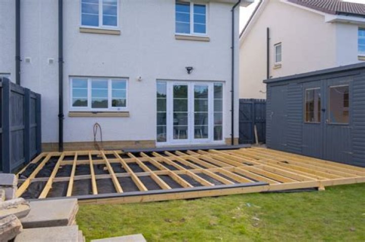 How much does composite decking cost