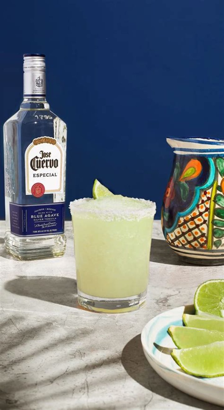 How much tequila do you add to Jose Cuervo margarita Mix?