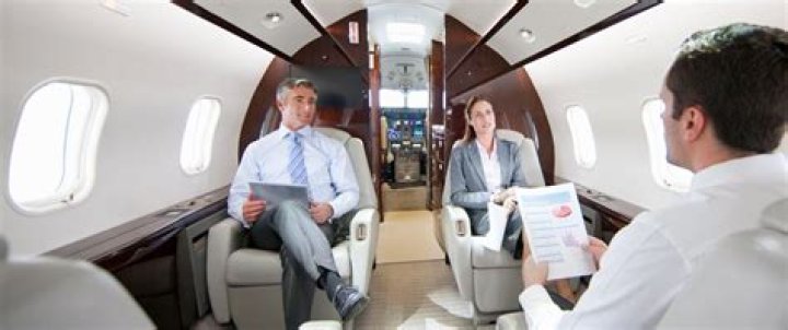 How much to rent a private jet for a photoshoot?