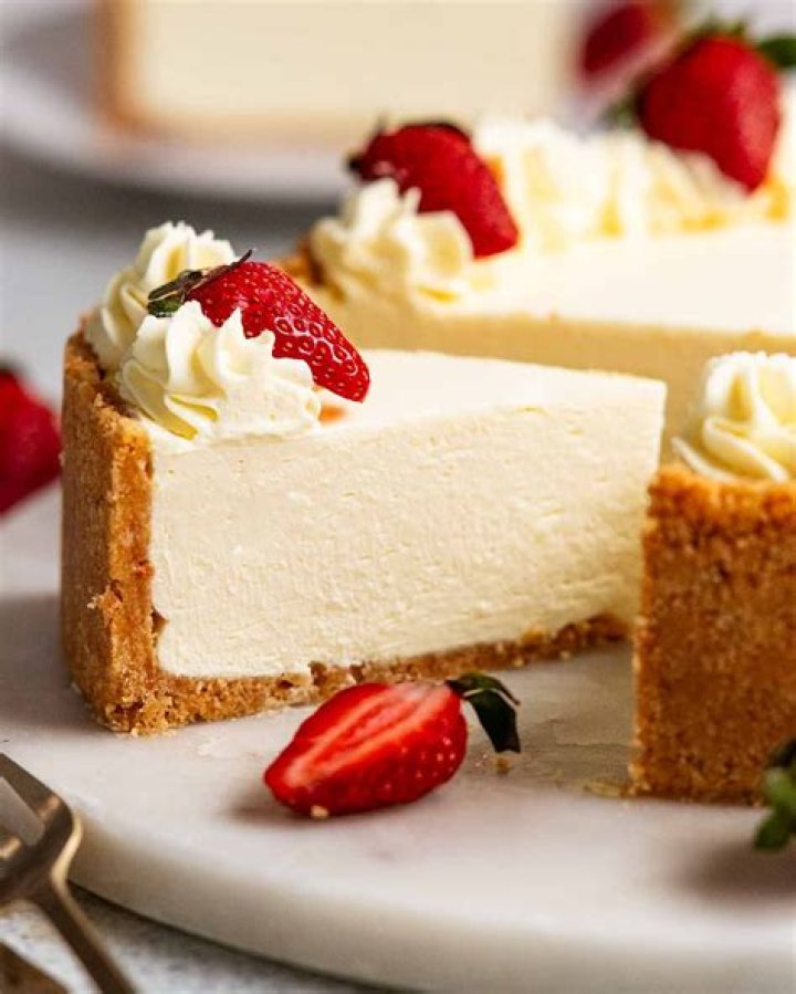 Is cheesecake supposed to be refrigerated?