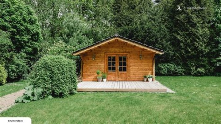 Is it cheaper to buy Schlitterbahn tickets online?