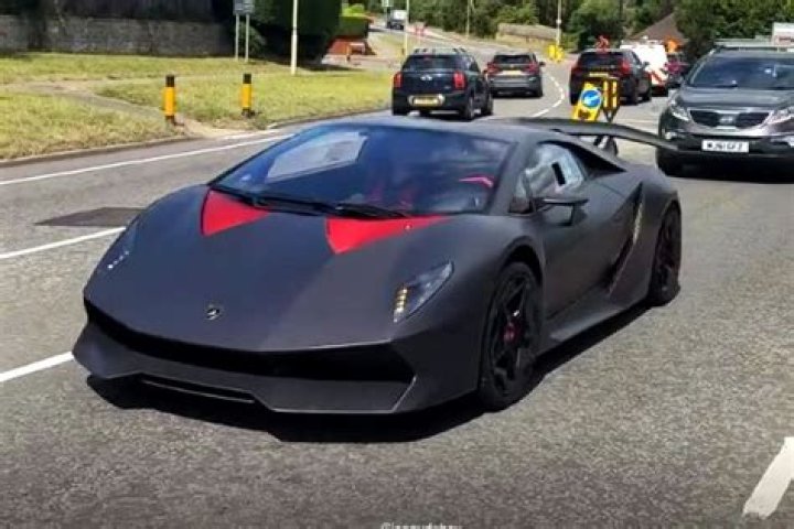 Is Lamborghini Sesto Elemento real?
