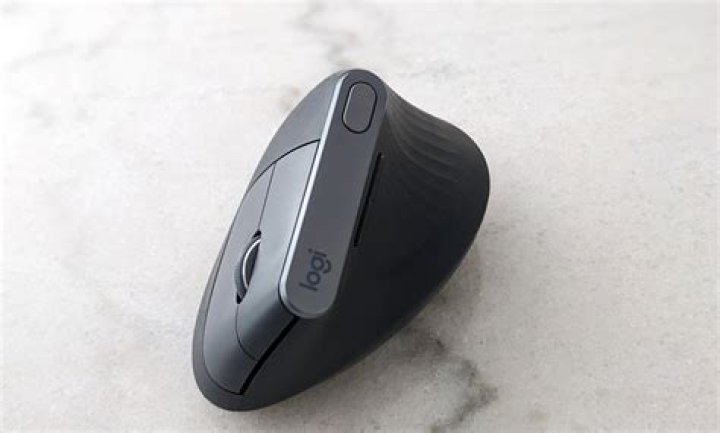 Is Magic Mouse better than Logitech?
