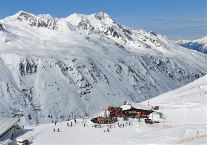 Is Obergurgl open for skiing?