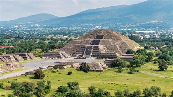 Is Teotihuacan Mayan or Aztec?