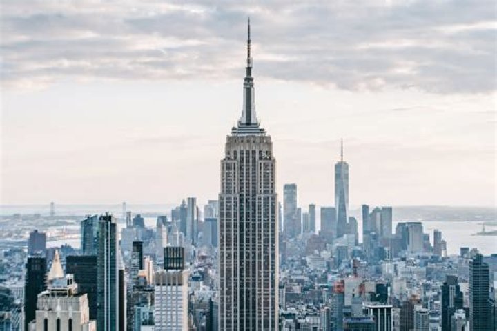Is there a ride in the Empire State Building?