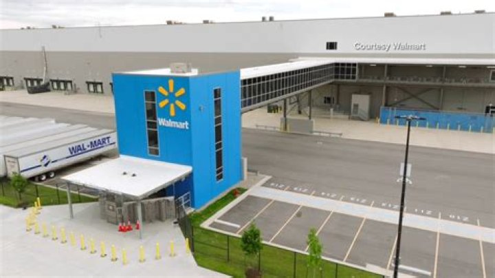 Is working at Walmart Distribution Center hard?