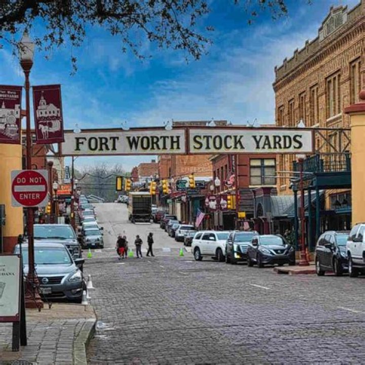 What caused the Fort Worth Stockyards to close?