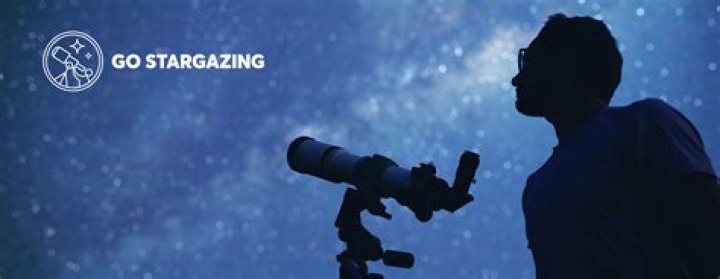 What do astronomers analyze to determine the composition of a star