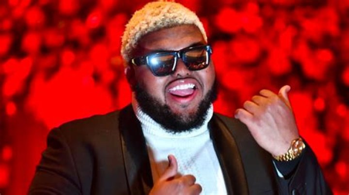 What do you mean by Nagar Parishad?