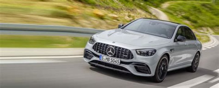 What does command mean on Mercedes?