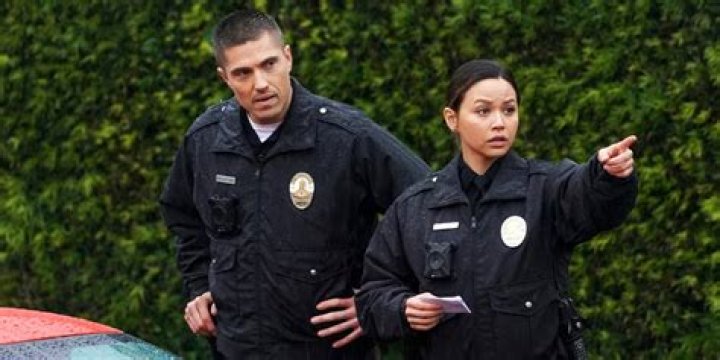 What episode does Lucy gets Leo?